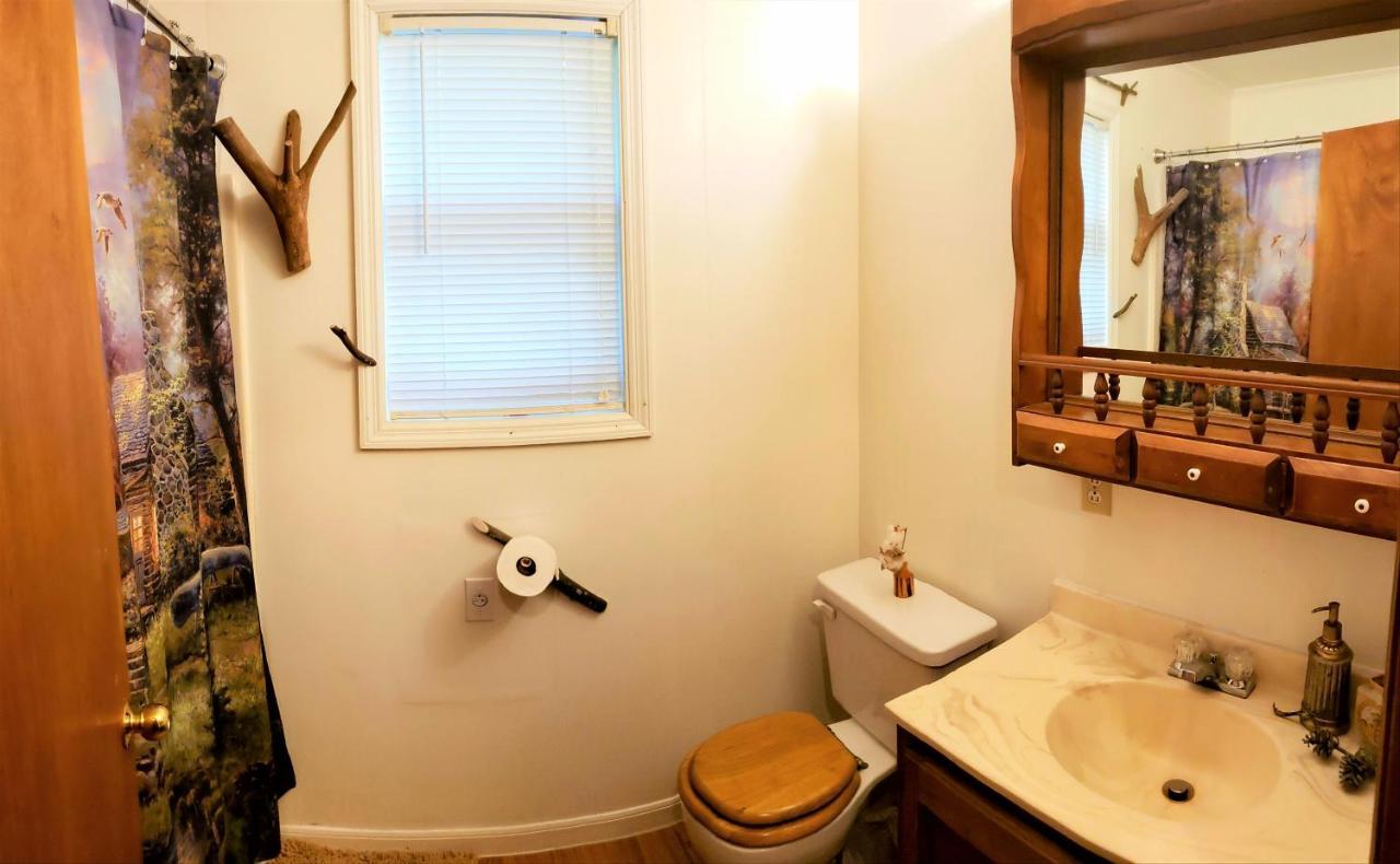 הלן Mountain Laurel Cottage At Hearthstone Cabins And Camping - Pet Friendly מראה חיצוני תמונה