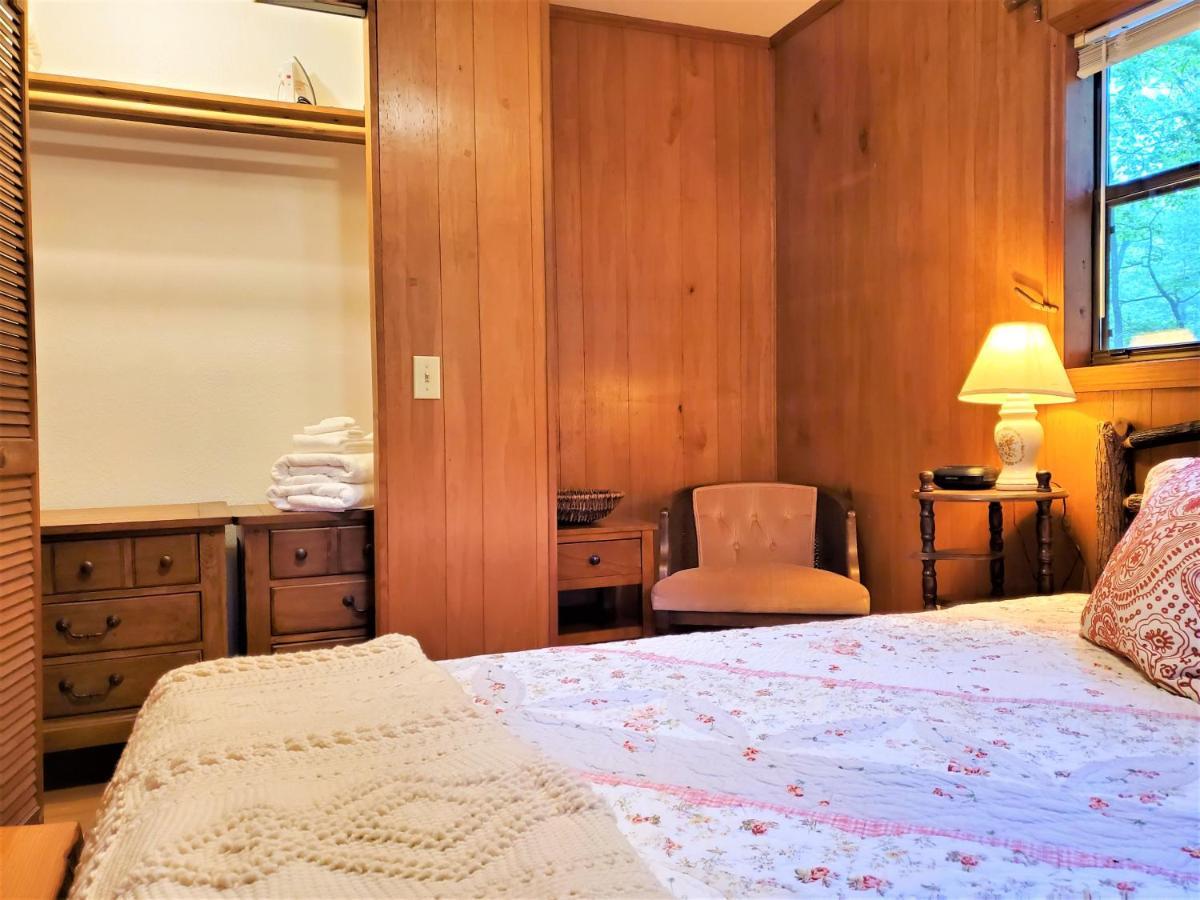 הלן Mountain Laurel Cottage At Hearthstone Cabins And Camping - Pet Friendly מראה חיצוני תמונה
