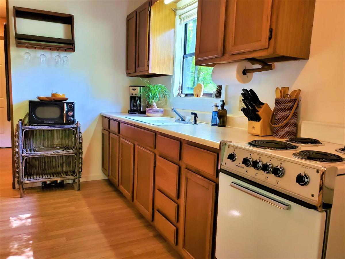 הלן Mountain Laurel Cottage At Hearthstone Cabins And Camping - Pet Friendly מראה חיצוני תמונה